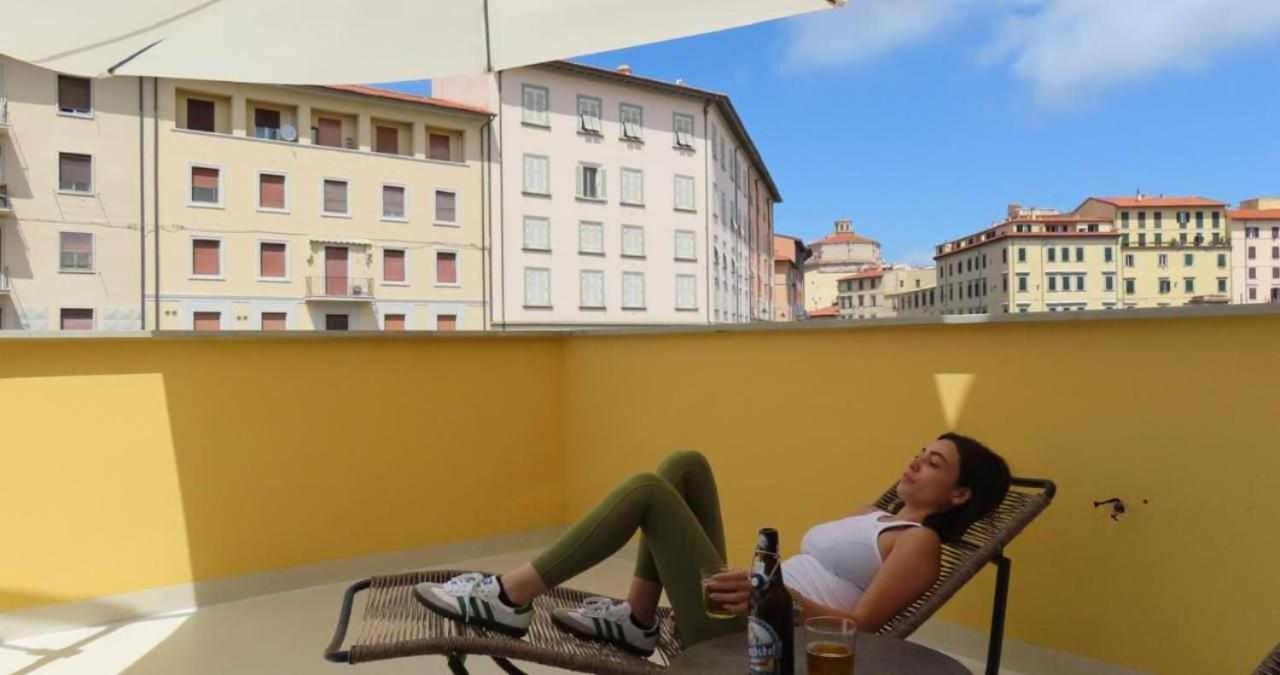 Waterfront Balcony I Grani 1 Resort Style Suite Livorno Exterior photo